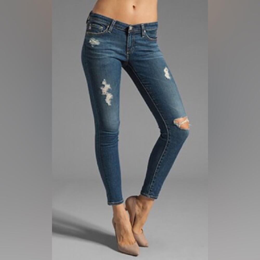 AG Jeans size 27 The Legging Ankle Super Skinny Ankle in 7 Years Break Me Down